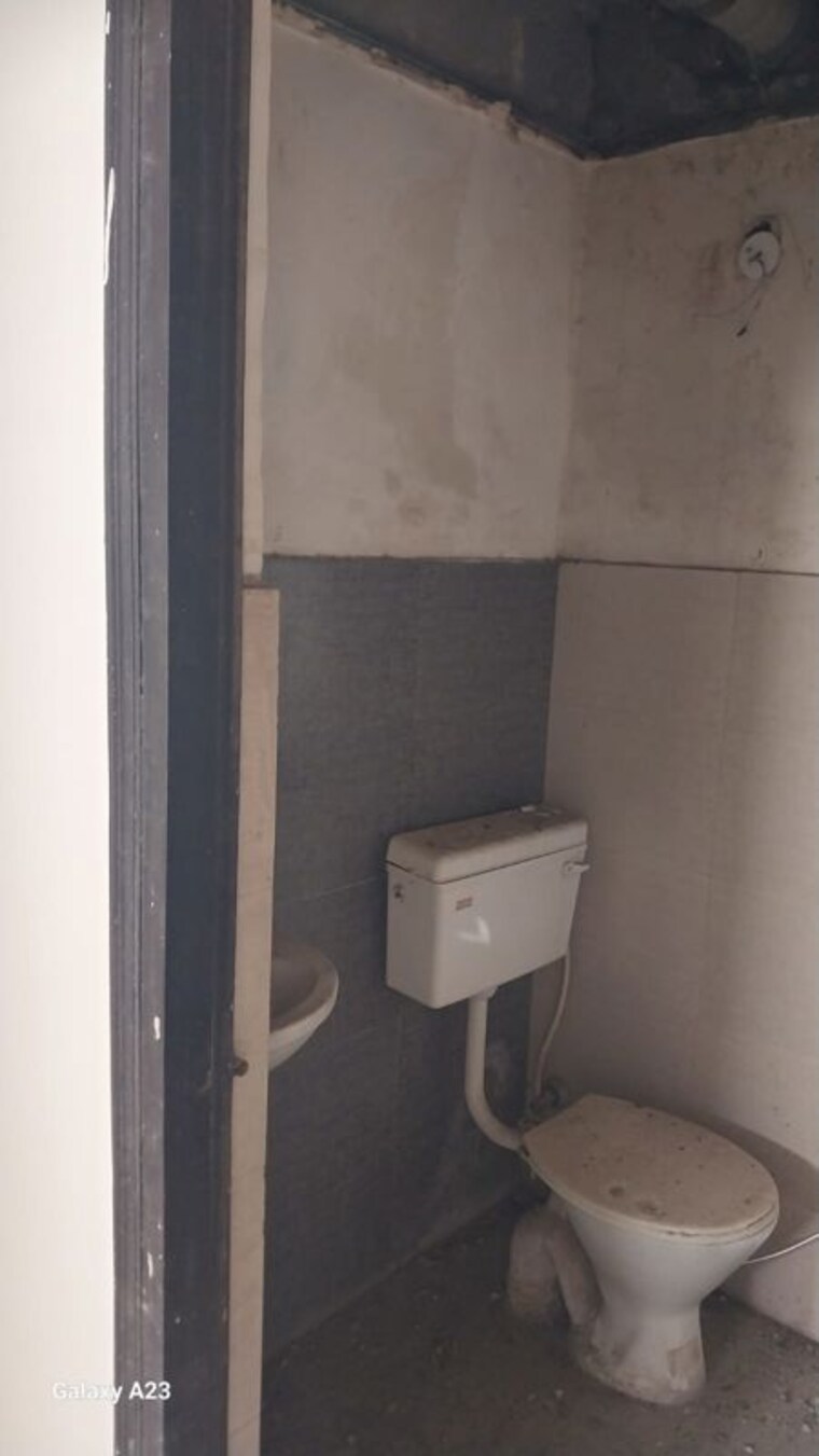 Bathroom, techman-moti-city 3.5 Bedroom 1389 Sq.Ft. Apartment In Gadana Ghaziabad 10757501