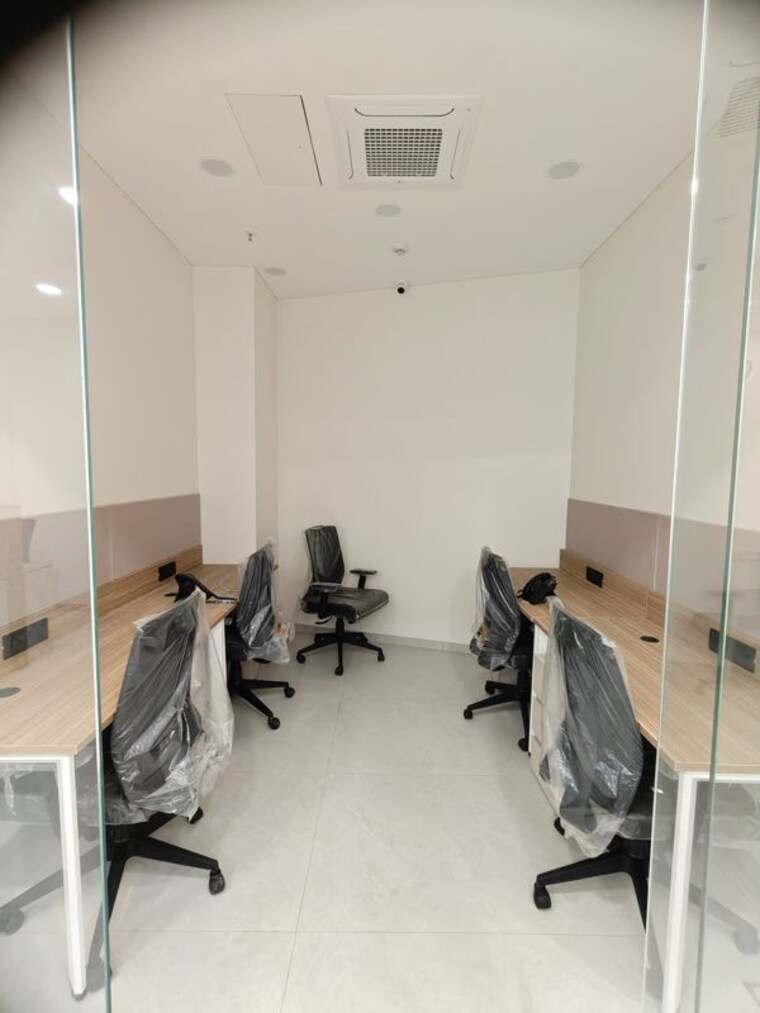 Team Area, shivalik-sharda-harmony Commercial Office Space 5620 Sq.Ft. In Panjrapole Ahmedabad 10757530