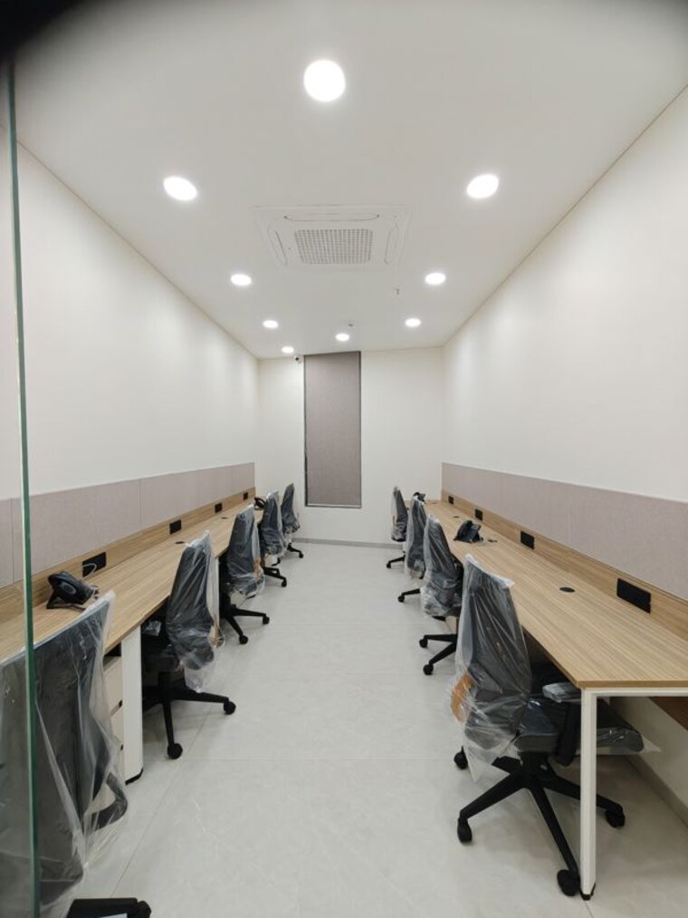 Team Area, shivalik-sharda-harmony Commercial Office Space 5620 Sq.Ft. In Panjrapole Ahmedabad 10757530