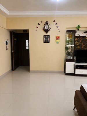 Room in 2.5 BHK Apartment at Ramdev Heights, Mira Road East – for Rent