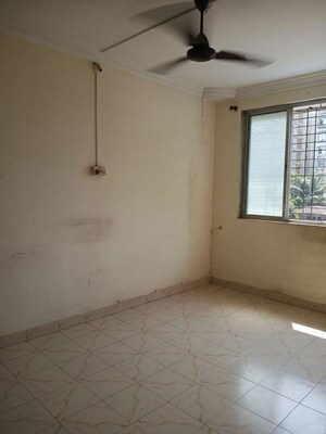 Hall in 1 BHK Apartment at Airoli Sector 9a – for Rent