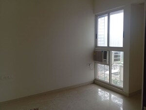 Room in 2 BHK Apartment at Lodha Palava Crown, Dombivli East – for Rent