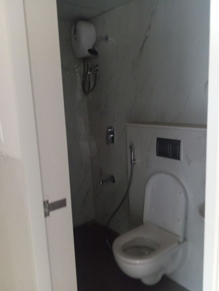 Bathroom, lodha-palava-crown 2 Bedroom 587 Sq.Ft. Apartment In Dombivli East Thane 10746266
