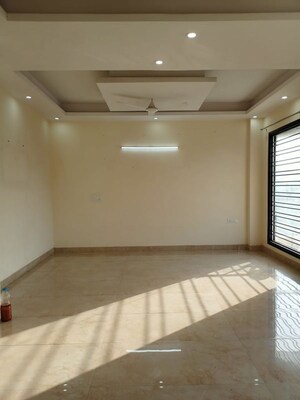 2 BHK Apartment For Rent in Signature Global Prime, Sector 63a