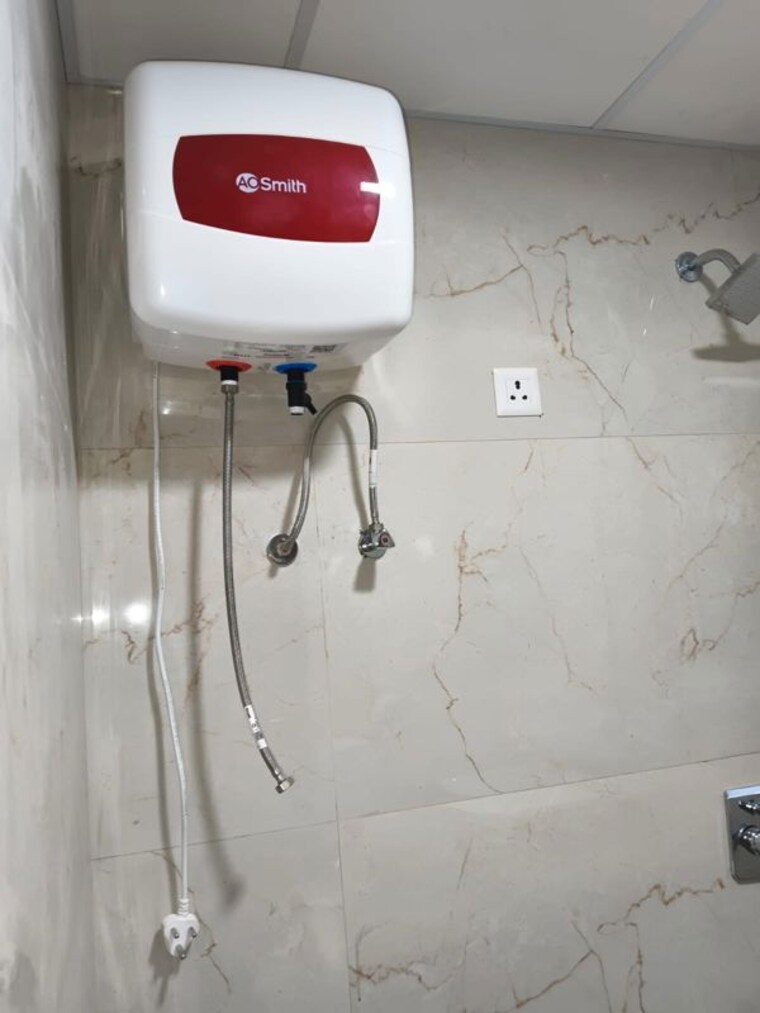 Bathroom, smart-world-gems 2.5 Bedroom 1185 Sq.Ft. Apartment In Sector 89 Gurgaon 10757639