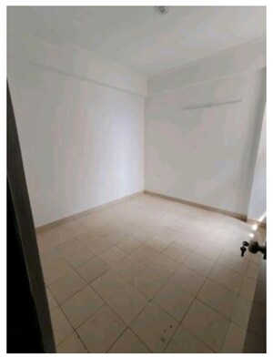 2 BHK Apartment For Sale in Emenox Brave Hearts, Raj Nagar Extension