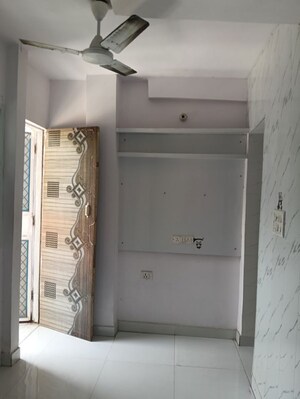 1 BHK Apartment For Rent in Sector 16b Dwarka