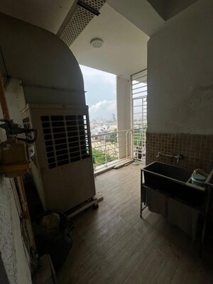 Team Area in 3 BHK Apartment at M3M Golf Estate, Sector 65 – for Sale
