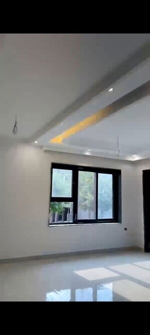 3 BHK Builder Floor For Rent in BPTP District, Sector 81