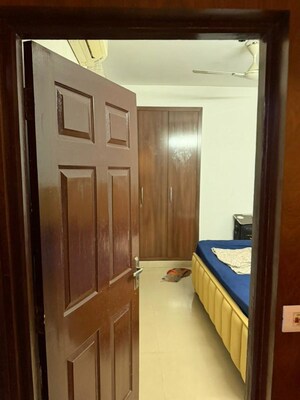 Kitchen in 2.5 BHK Apartment at Sethi Max Royale, Sector 76 – for Rent
