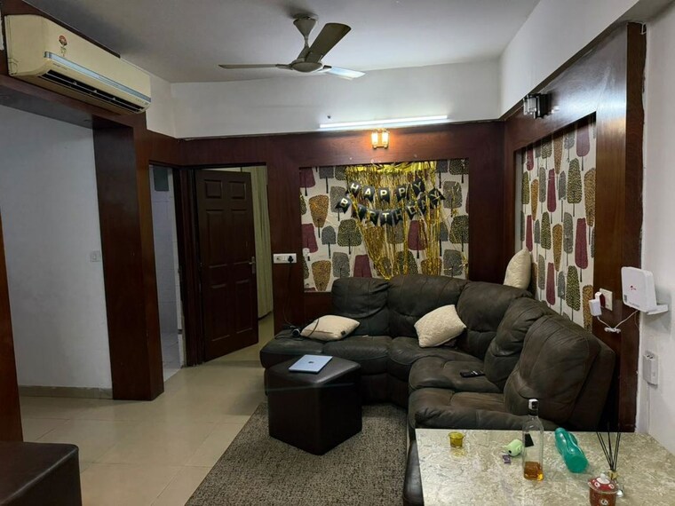 Living Room, sethi-max-royale 2.5 Bedroom 1105 Sq.Ft. Apartment In Sector 76 Noida 10757731