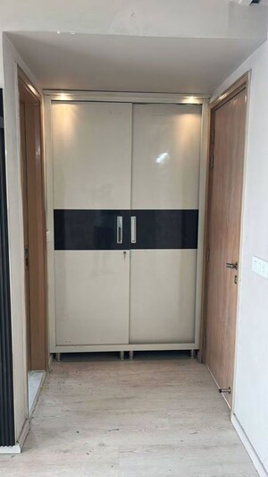 Room in 2 BHK Apartment at M3M Heights, Sector 65 – for Sale