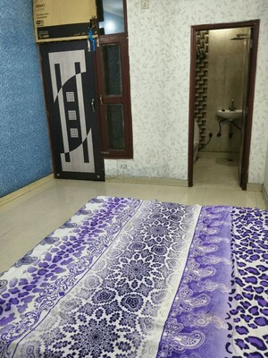 Bedroom in 3 BHK Builder Floor at Indrapuram – for Rent