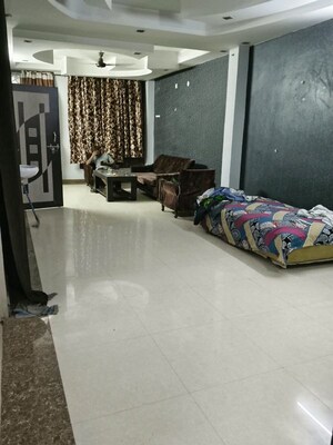 Living Room in 3 BHK Builder Floor at Indrapuram – for Rent