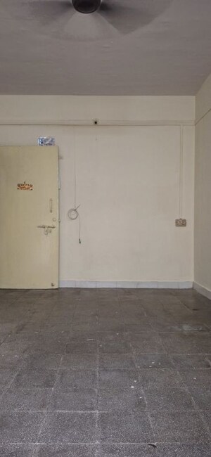 Room in 1 BHK Apartment at Gharonda Housing, Ghansoli – for Rent
