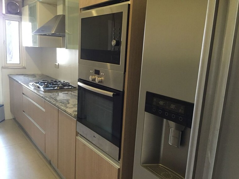 Kitchen, dlf-park-place 3 Bedroom 1975 Sq.Ft. Apartment In Sector 54 Gurgaon 10757706