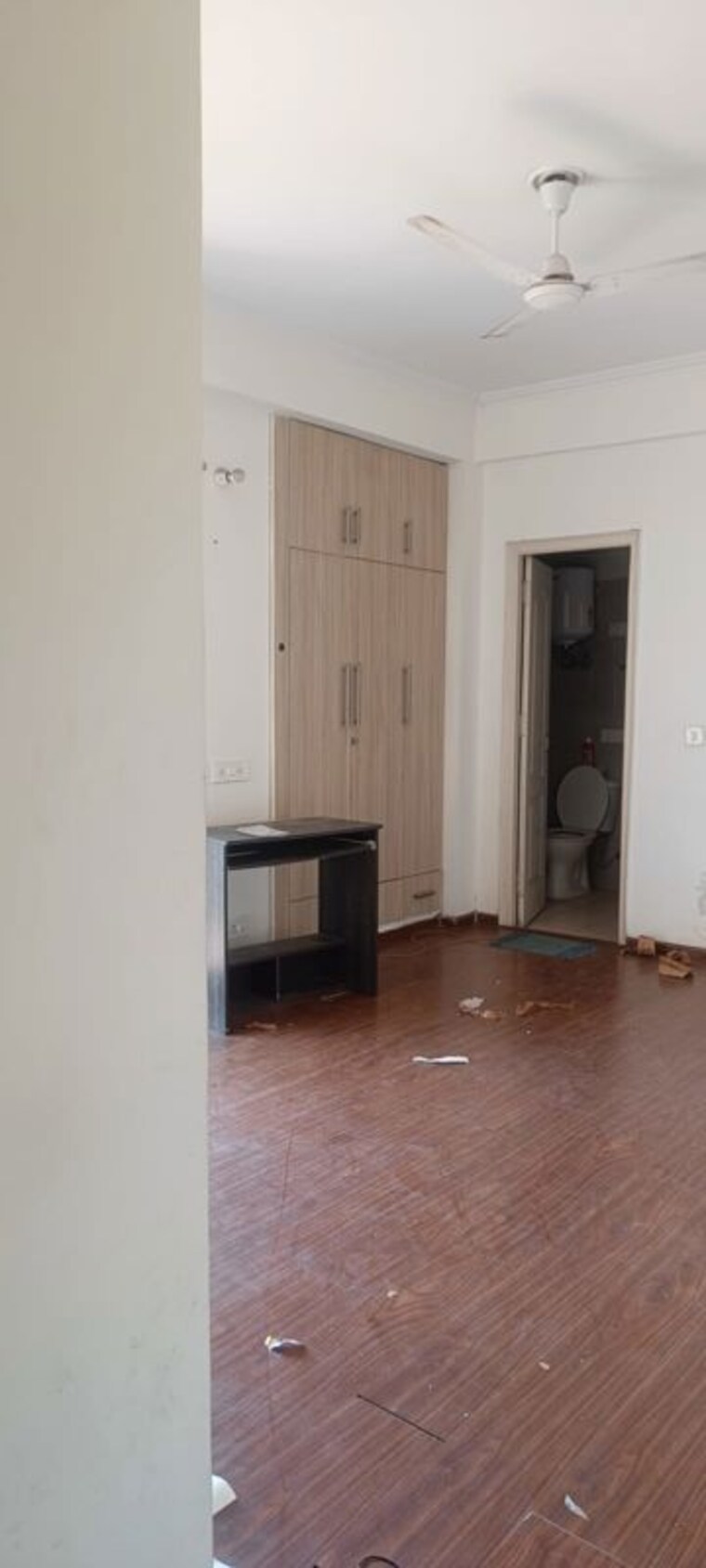 Room, sector 78 3 Bedroom 1700 Sq.Ft. Apartment In Sector 78 Noida 10757783
