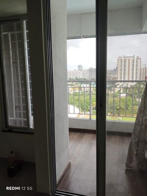 Room in 2 BHK Apartment at Saheel Itrend Waterfront, Ravet – for Rent