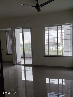 Room in 2 BHK Apartment at Saheel Itrend Waterfront, Ravet – for Rent