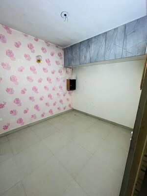 Room in 2 BHK Apartment at Conscient Habitat 78, Sector 78 – for Sale