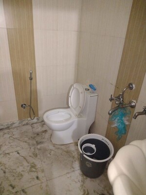 Bathroom in 2.5 BHK Builder Floor at Sector 47 – for Rent