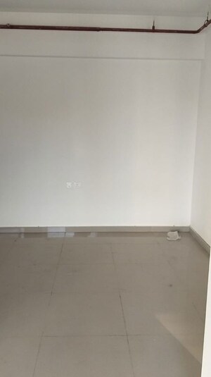 Room in 1 BHK Apartment at Shree Sarva, Kasarvadavali – for Rent
