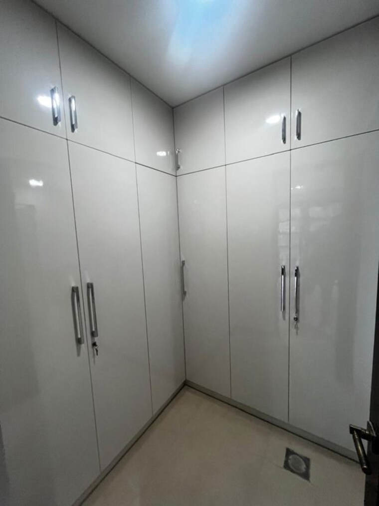 Room, m3m-golf-estate 4 Bedroom 4000 Sq.Ft. Apartment In Sector 65 Gurgaon 10757824