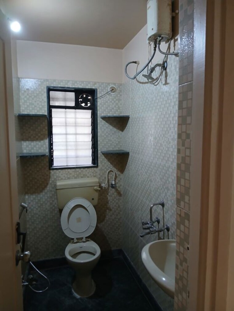 Bathroom, chandan-garden 2 Bedroom 1100 Sq.Ft. Apartment In Nibm Road Pune 10757839