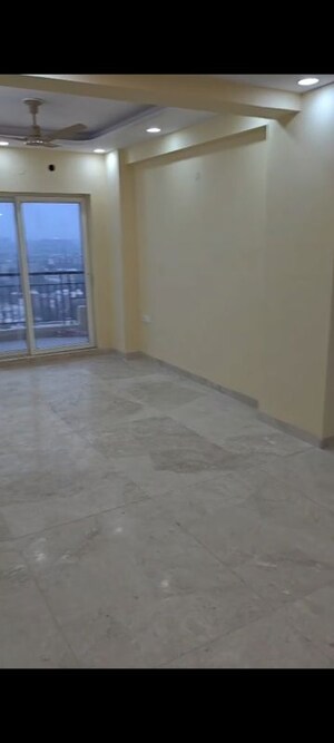 Room in 3 BHK Apartment at Ansal Crown Heights, Sector 80 – for Rent