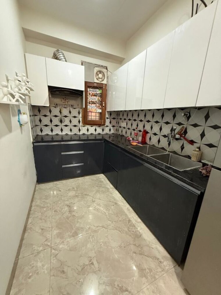 Kitchen, anamika-enclave 3 Bedroom 1850 Sq.Ft. Builder Floor In Sector 14 Gurgaon 10757868