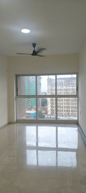 Room in 3 BHK Apartment at Amann Akansha Heights, Worli – for Rent