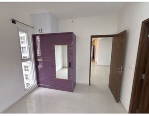 Room in 2.5 BHK Apartment at Godrej Ananda, Bagaluru – for Rent