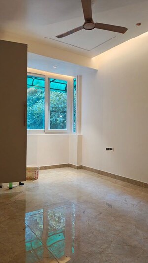 Room in 3 BHK Apartment at Dwarka – for Rent