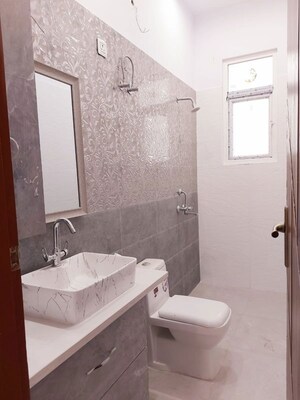 Bathroom in 3 BHK Builder Floor at Sector 33 – for Rent