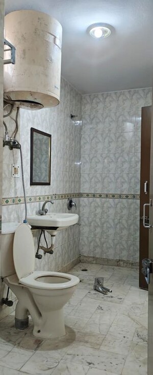 Bathroom in 3.5 BHK Apartment at Dwarka – for Rent