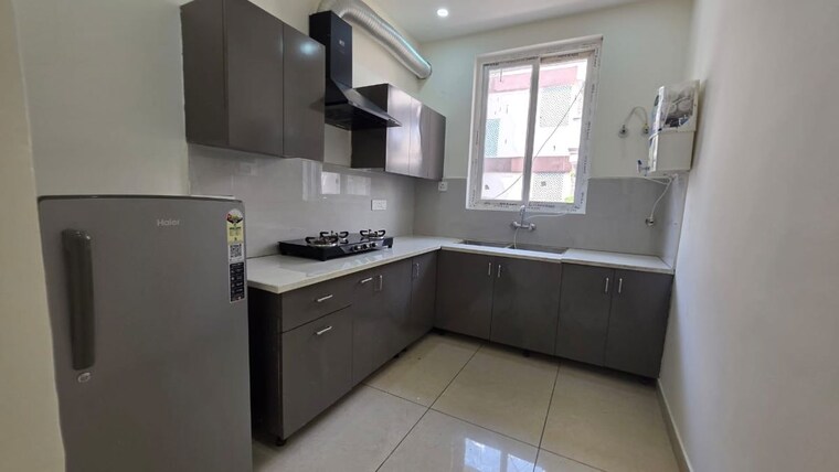Kitchen, pir machalla 3 Bedroom 1540 Sq.Ft. Apartment In Pir Machalla Zirakpur 10757998