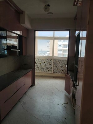Room in 3 BHK Apartment at ABA Ivy County, Sector 75 – for Rent