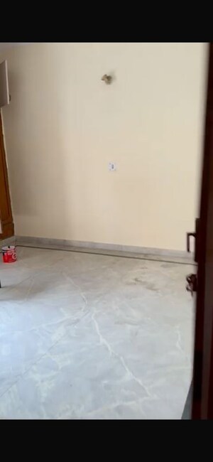 Room in 6+ BHK Independent House at Sector 41 – for Sale