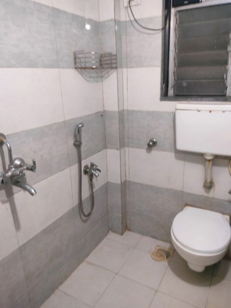 Bathroom, poonam-kirti-chs-ltd 1 Bedroom 375 Sq.Ft. Apartment In Poonam Nagar Mumbai 10758016