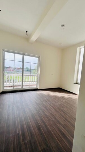 Room in 4 BHK Villa at Amrawati IT City, Sultanpur Road – for Sale