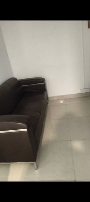  Office Space For Rent in Gaur City Mall, Sector 4 Greater Noida