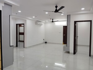 Room in 3 BHK Apartment at Poulomi Avante, Kokapet – for Rent