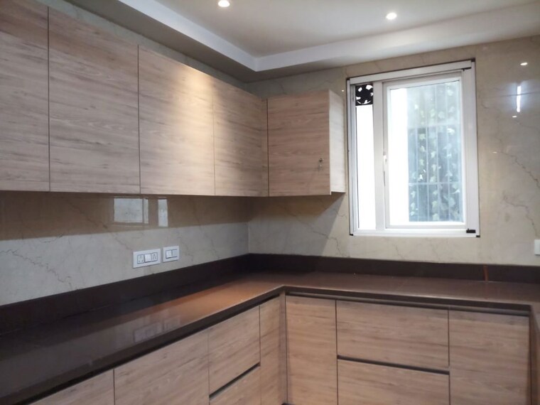 Kitchen, shivalik colony 3 Bedroom 190 Sq.Yd. Builder Floor In Shivalik Colony Delhi 8933900