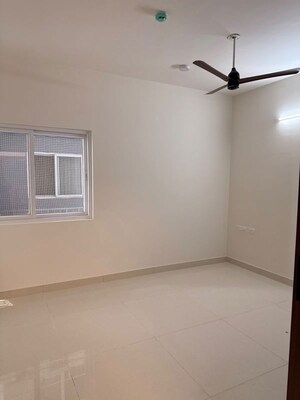 Room in 2.5 BHK Apartment at Prestige Tranquil, Kokapet – for Rent