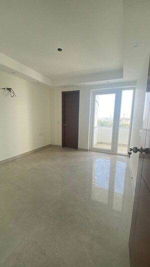 Room in 3 BHK Builder Floor at Ansal Palam Triangle, Palam Vihar Extension – for Rent