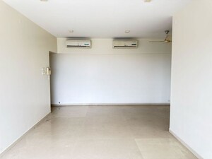 Room in 2 BHK Apartment at Godrej Platinum Mumbai, Vikhroli East – for Rent