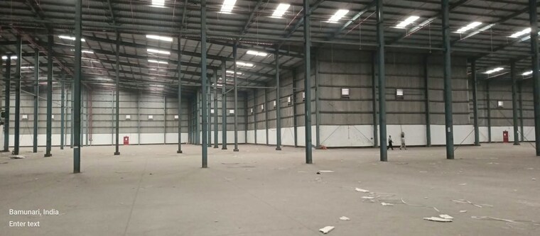 Room, khidirpur Commercial Warehouse 8500 Sq.Ft. In Khidirpur Kolkata 10758116