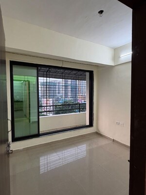 Room in 2 BHK Apartment at Jewel Heights, Kharghar – for Rent
