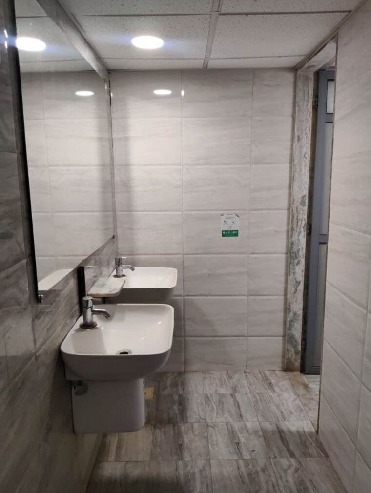 Bathroom, goregaon west Commercial Office Space 9000 Sq.Ft. In Goregaon West Mumbai 10758179