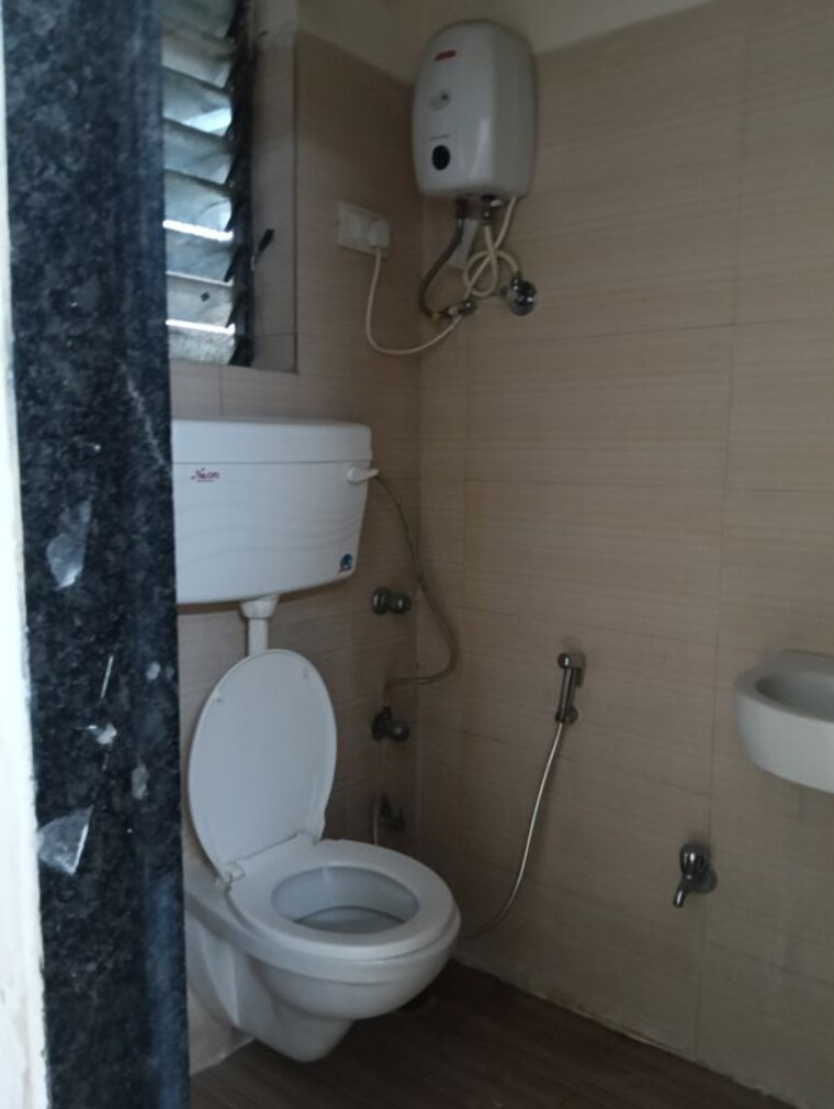 Bathroom, kamdhenu-eden-garden 2 Bedroom 1100 Sq.Ft. Apartment In Kharghar Navi Mumbai 10758206